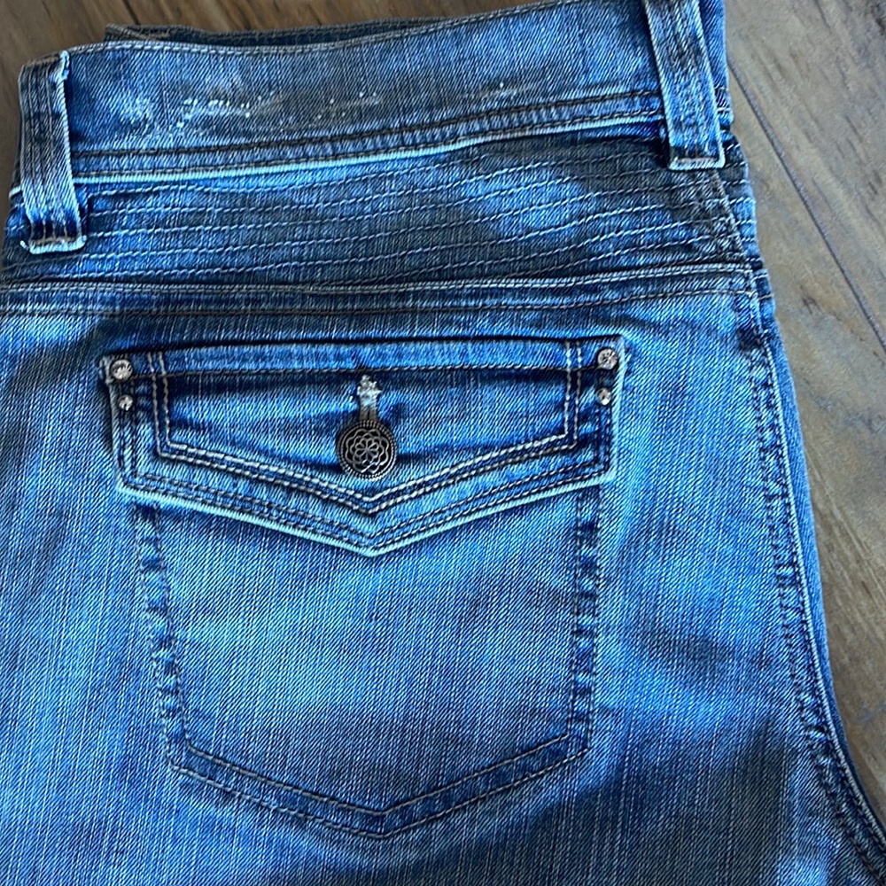 White House Black Market New Jeans Size 4 Short - Picture 2 of 4